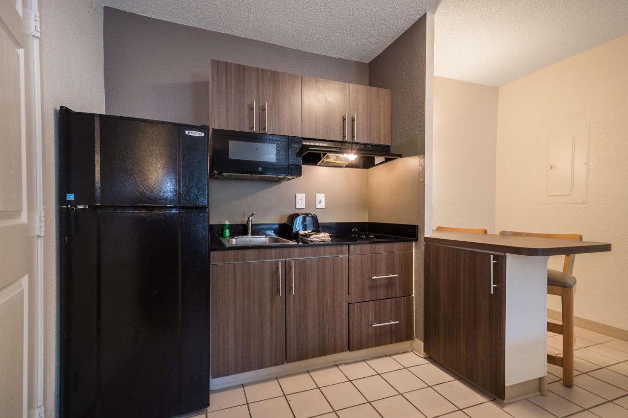 Motel 6 Duluth, Ga - Atlanta - Gwinnett Place Zewnętrze zdjęcie